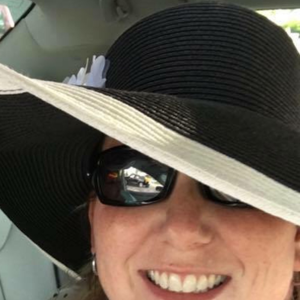Meet your Posher, Tiffany